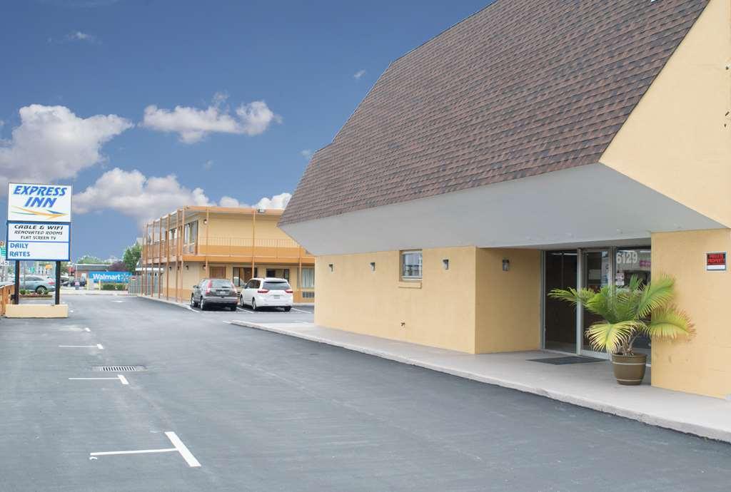 Express Inn Newport News Eksteriør billede